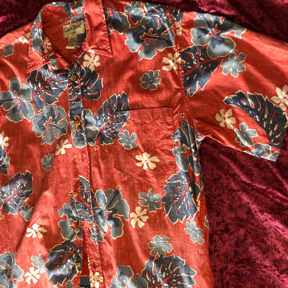 Hawaiian men’s dress shirt